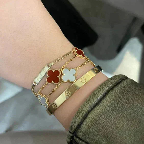 CLOVER | RED
