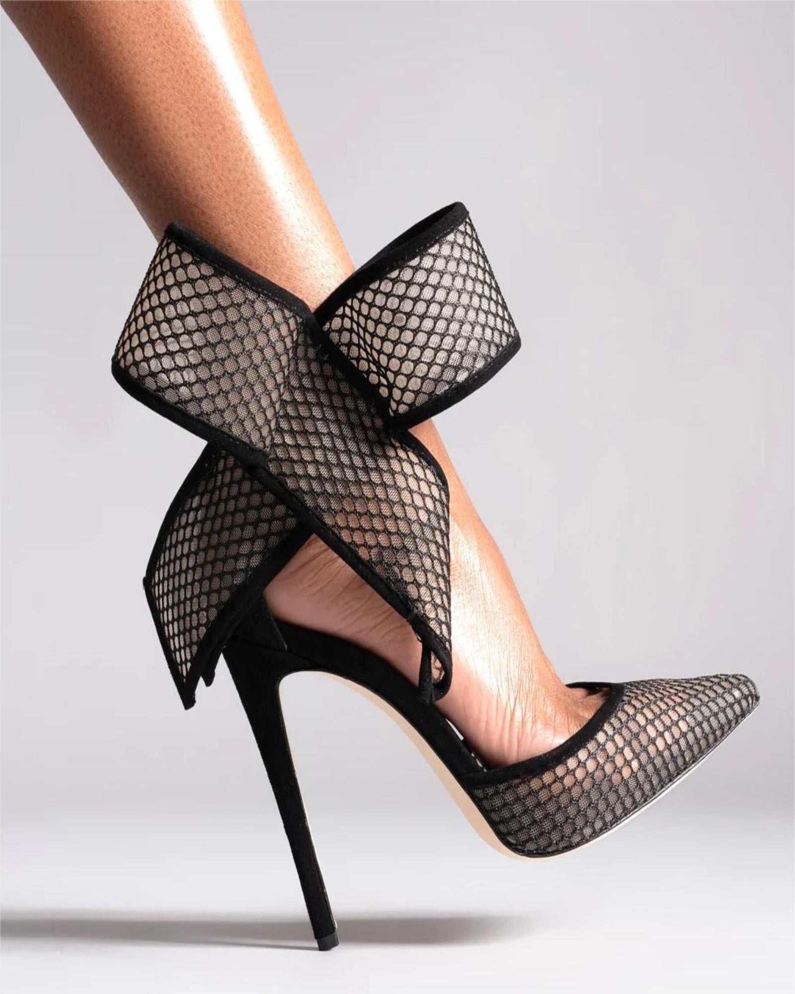 Fioralba Check Mesh Bow Pumps In Black